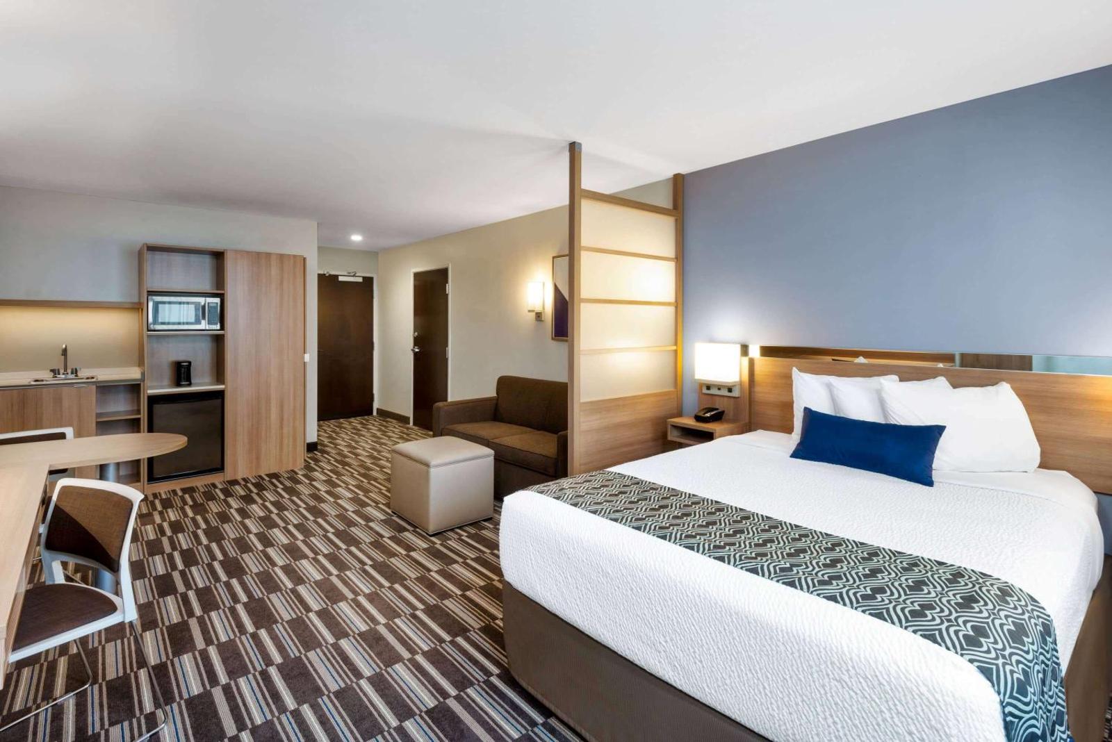 Microtel Inn Suites by Wyndham Warsaw